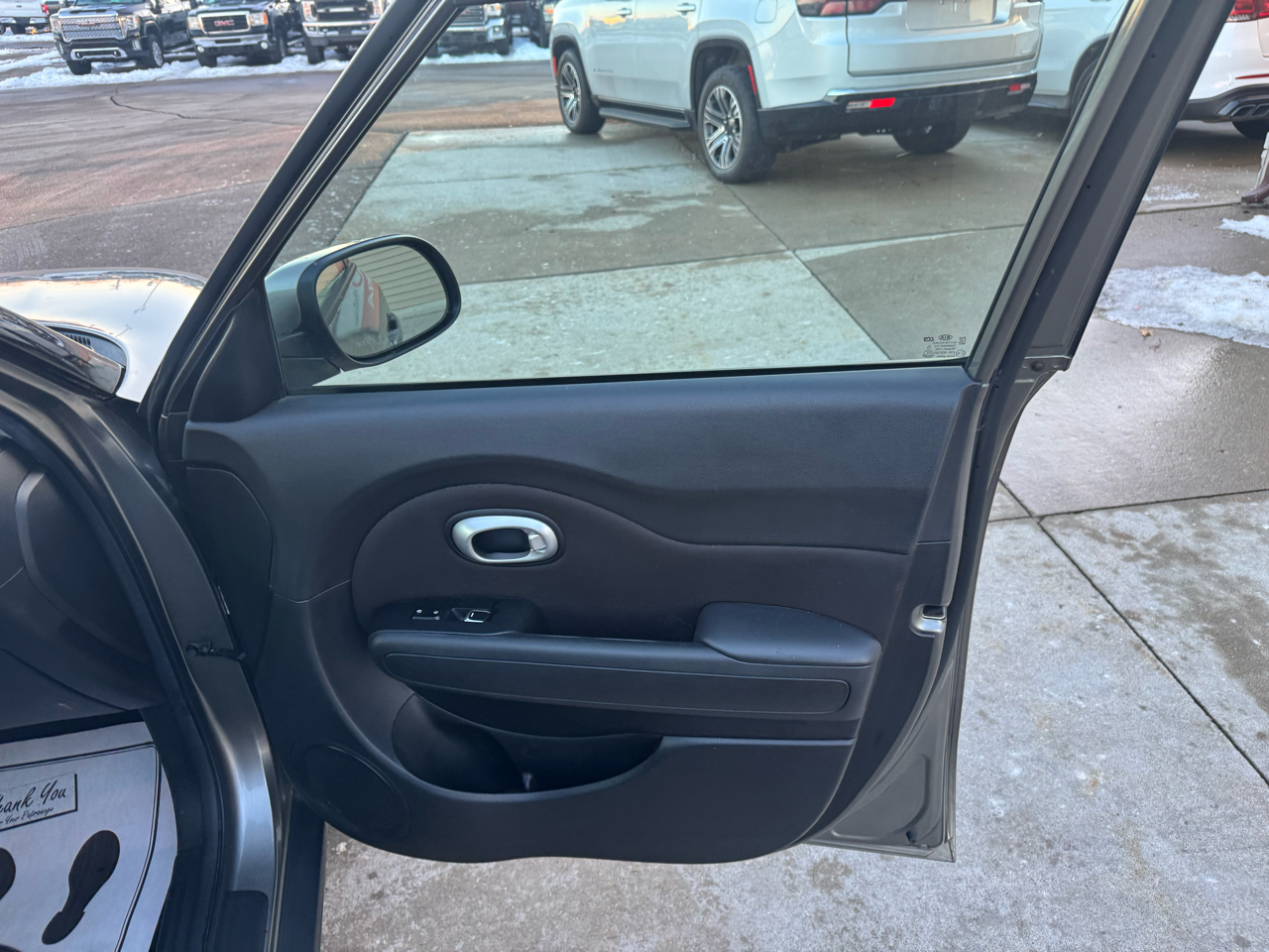 Kia Soul Base 6M 2017