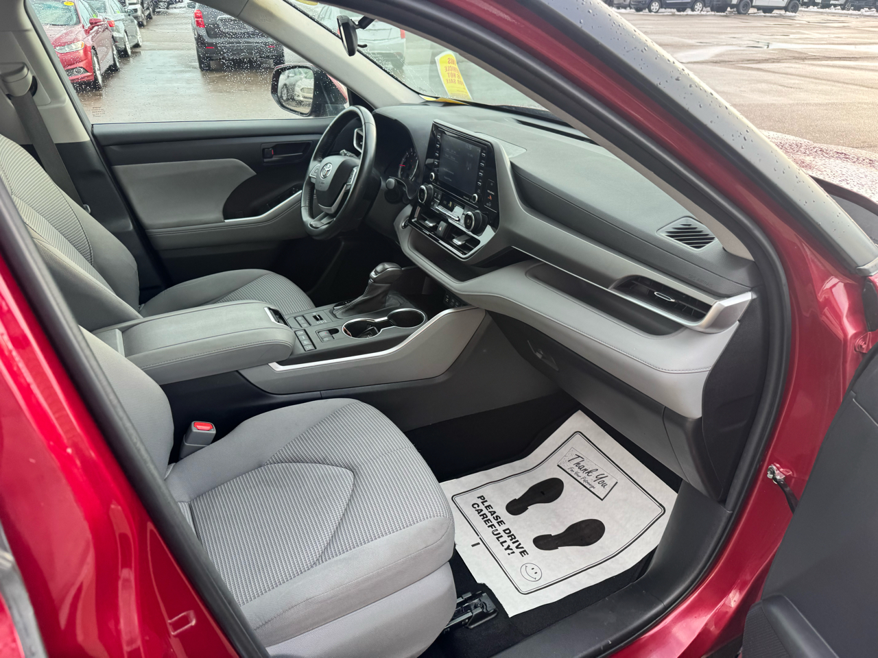 Toyota Highlander LE AWD V6 2022