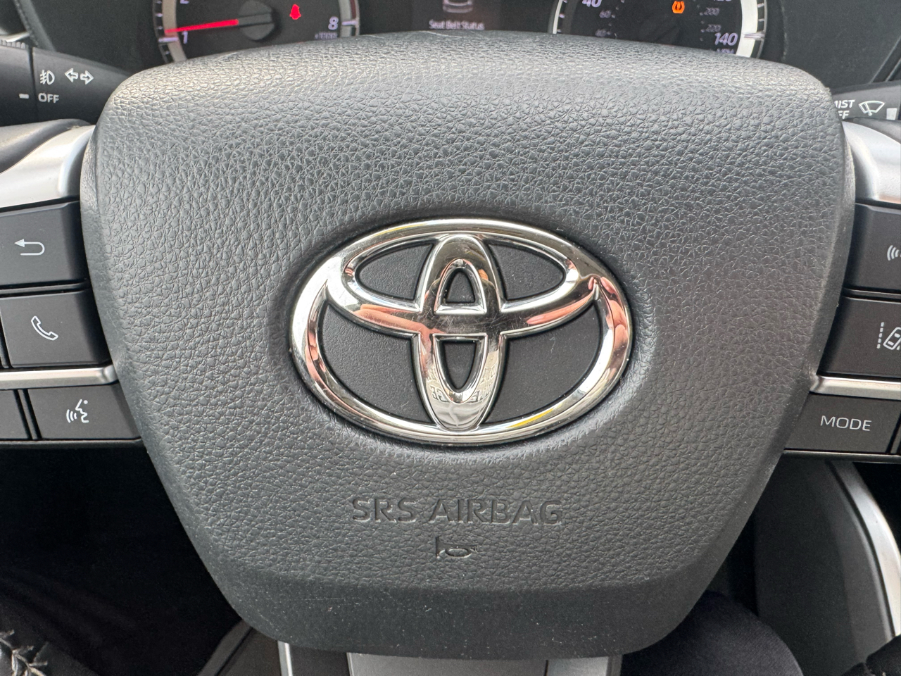 Toyota Highlander LE AWD V6 2022