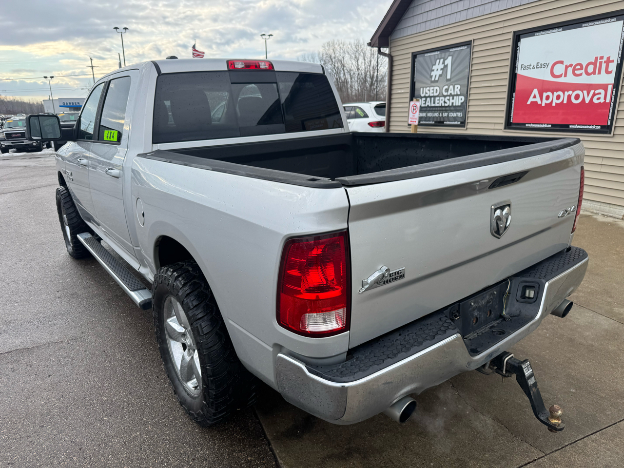 RAM 1500 SLT Crew Cab SWB 4WD 2013