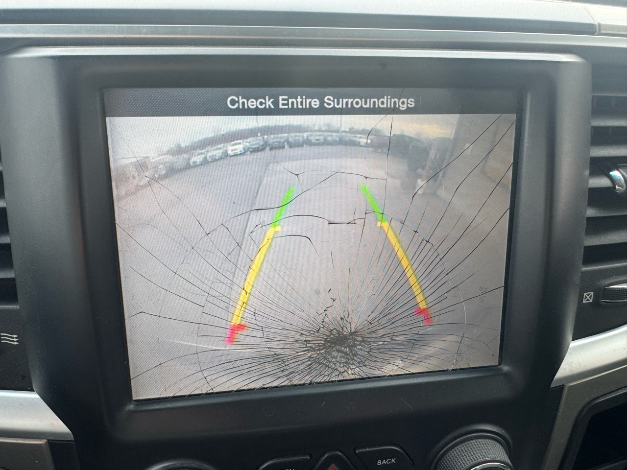 RAM 1500 SLT Crew Cab SWB 4WD 2013