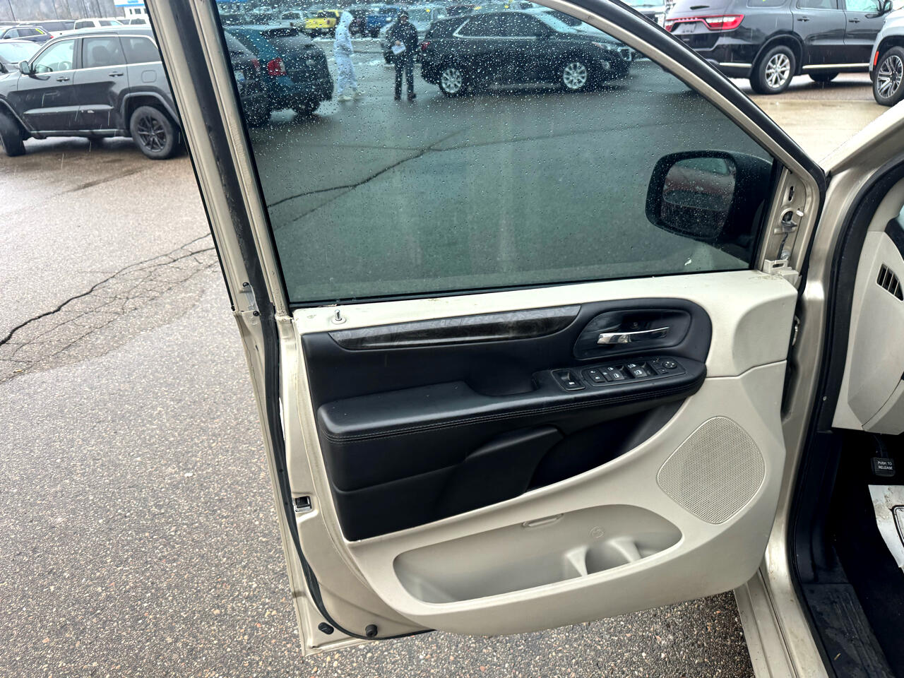 Dodge Grand Caravan SXT 2014