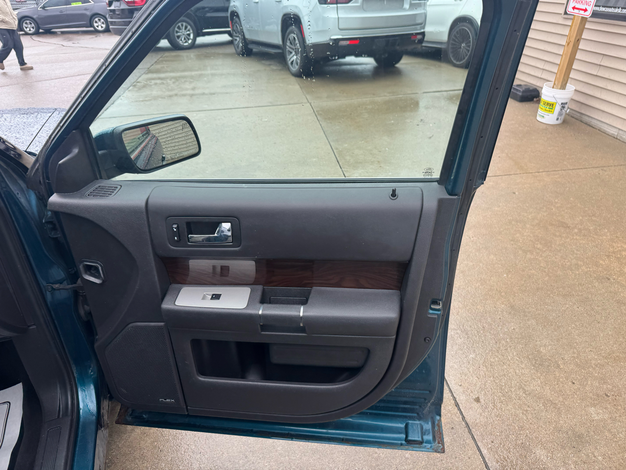 Ford Flex SEL FWD 2011