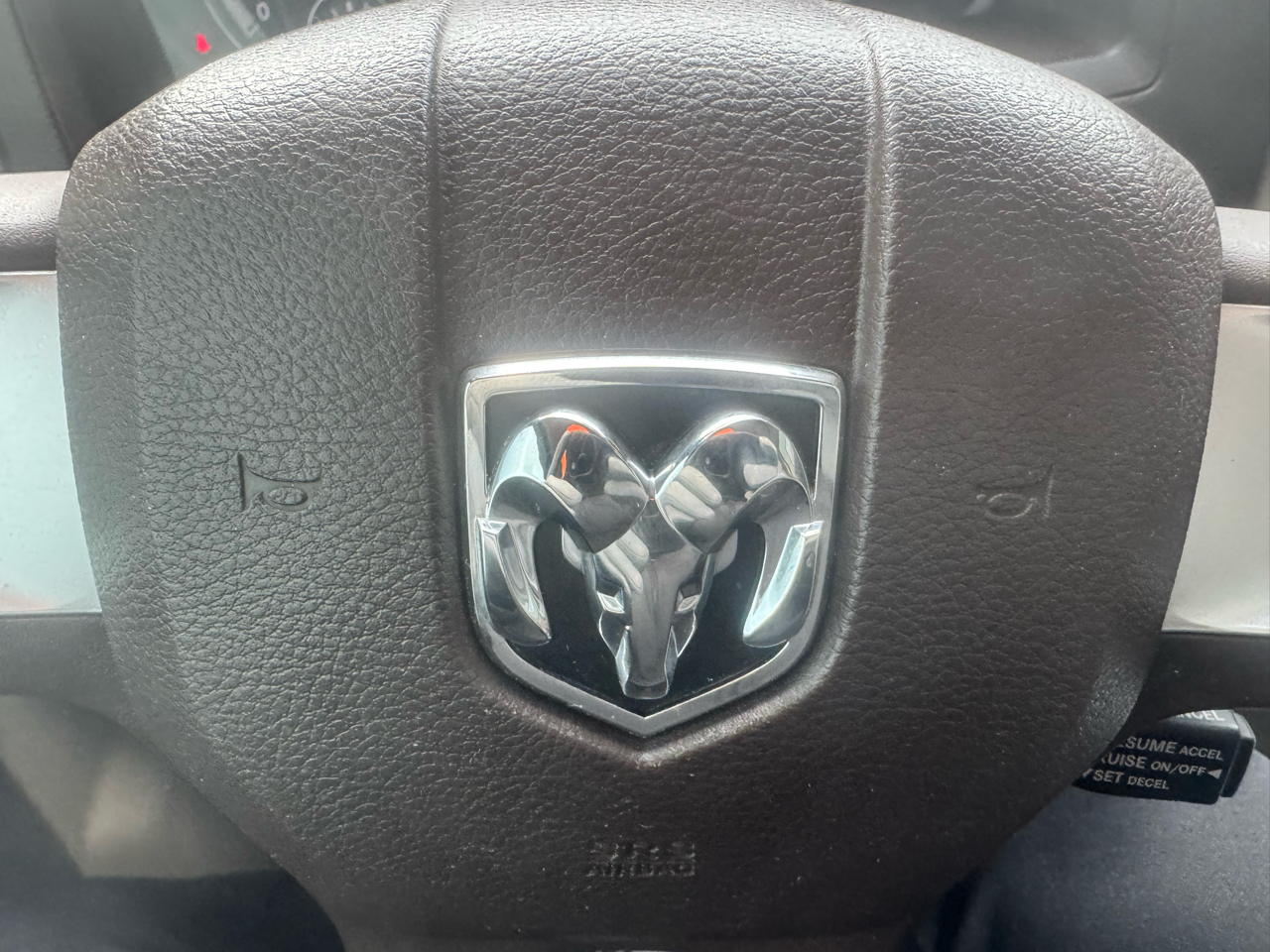 RAM 1500 Sport Crew Cab 4WD 2011