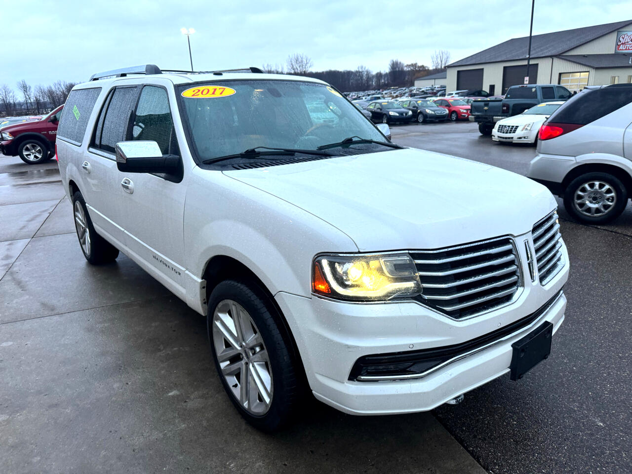 Lincoln Navigator L Select 4WD 2017