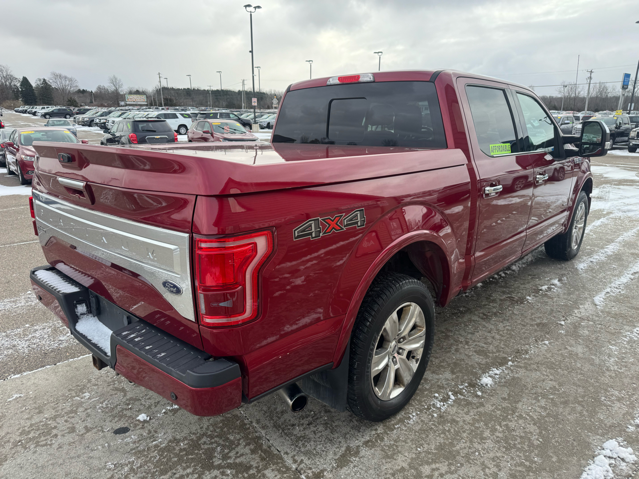 Ford F-150 XL SuperCrew 5.5-ft. Bed 4WD 2015