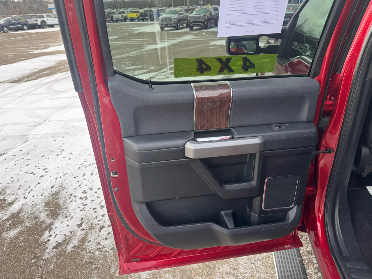 Ford F-150 XL SuperCrew 5.5-ft. Bed 4WD 2015