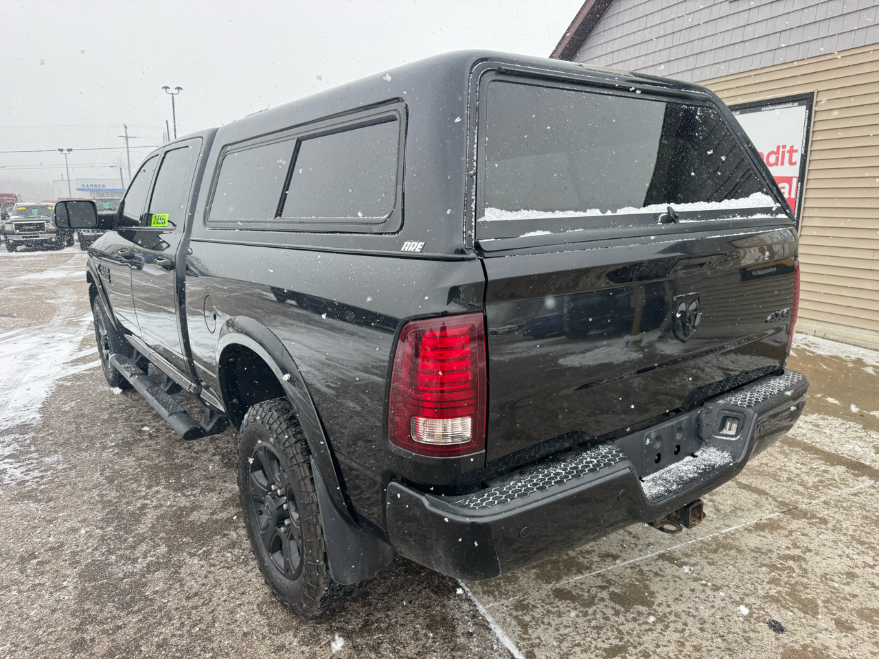 RAM 2500 Laramie Crew Cab SWB 4WD 2016