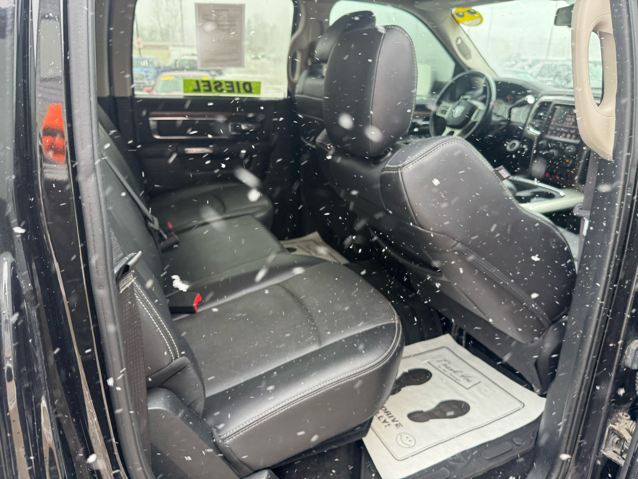 RAM 2500 Laramie Crew Cab SWB 4WD 2016