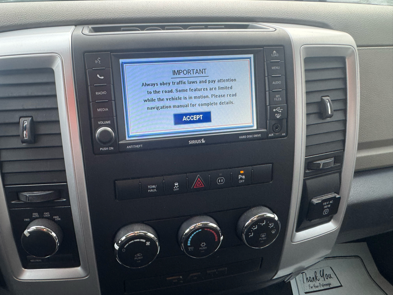 RAM 1500 SLT Crew Cab 4WD 2012