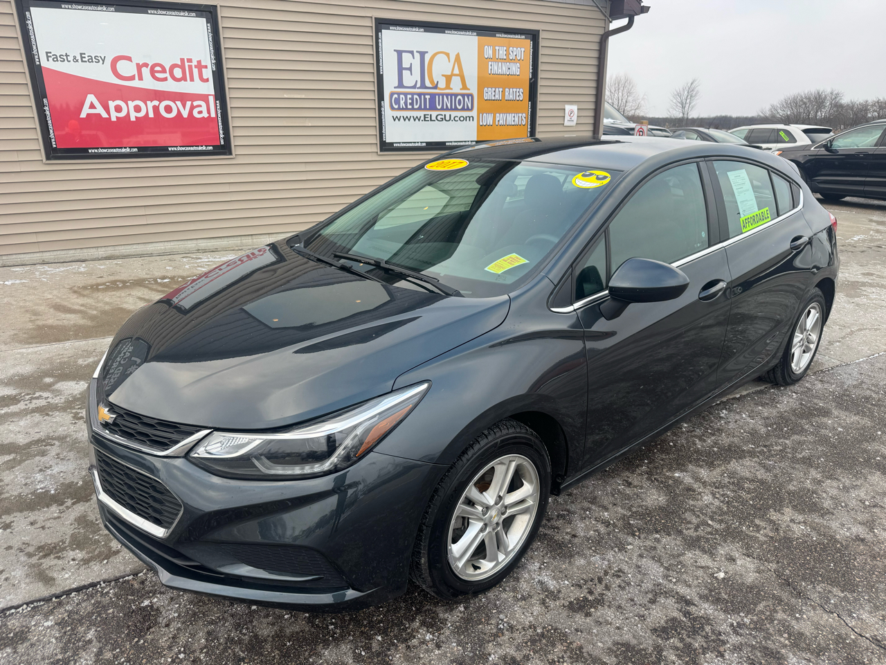 Chevrolet Cruze LT Auto Hatchback 2017