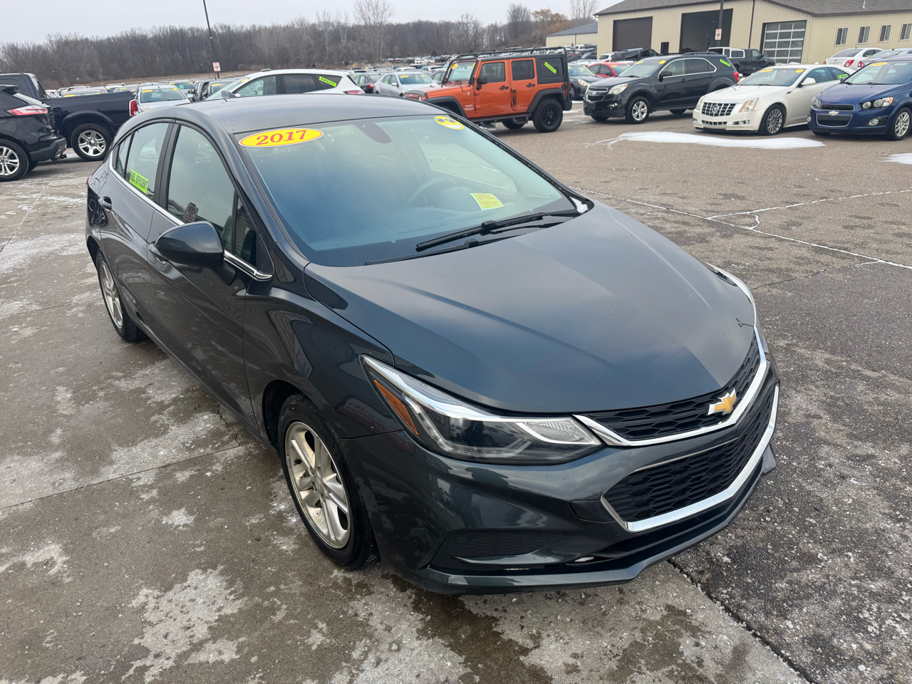 Chevrolet Cruze LT Auto Hatchback 2017
