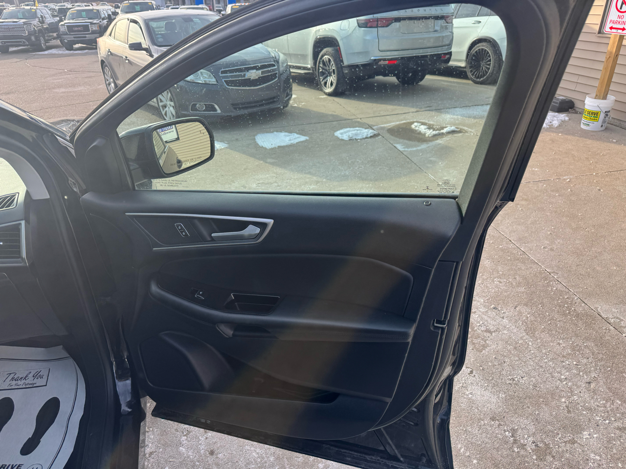 Ford Edge SEL FWD 2020