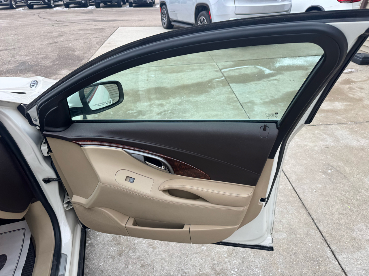 Buick LaCrosse CXS 2011