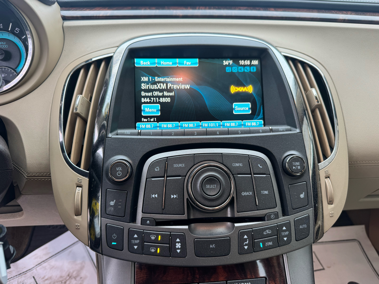 Buick LaCrosse CXS 2011