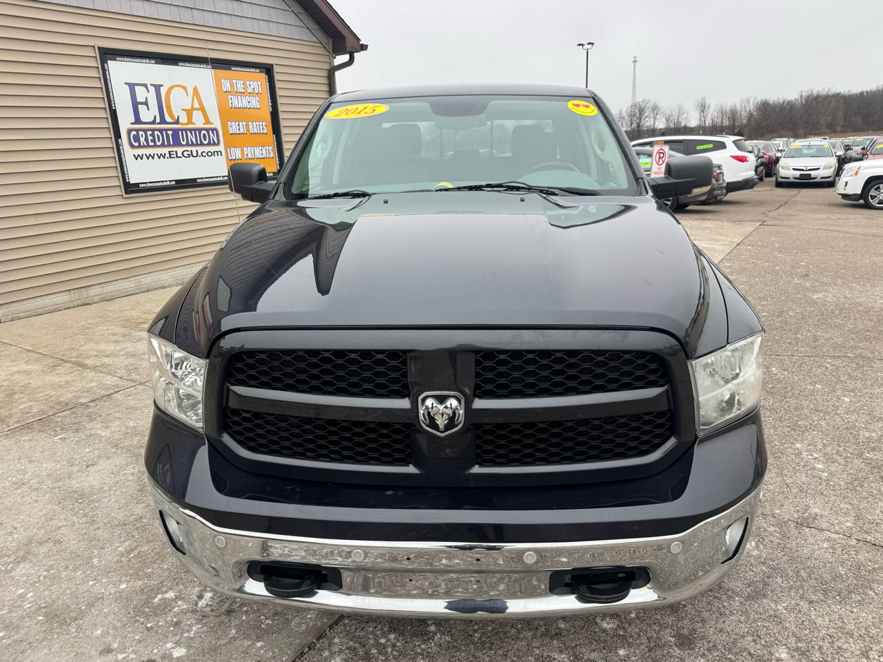 RAM 1500 SLT Crew Cab SWB 4WD 2015