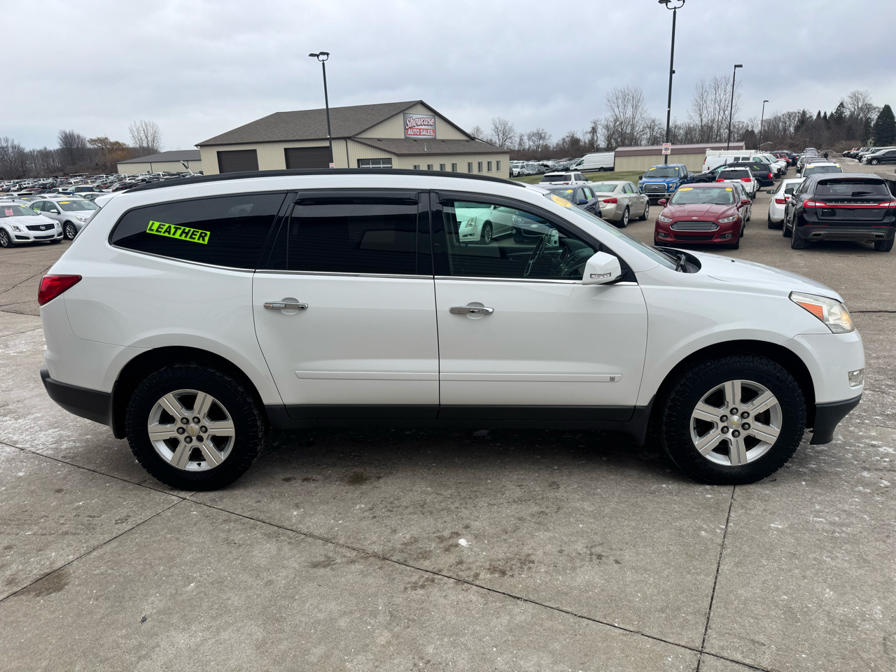 Chevrolet Traverse LT1 FWD 2010