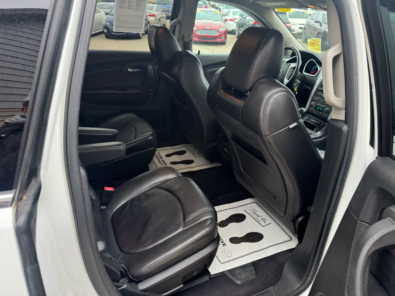 Chevrolet Traverse LT1 FWD 2010