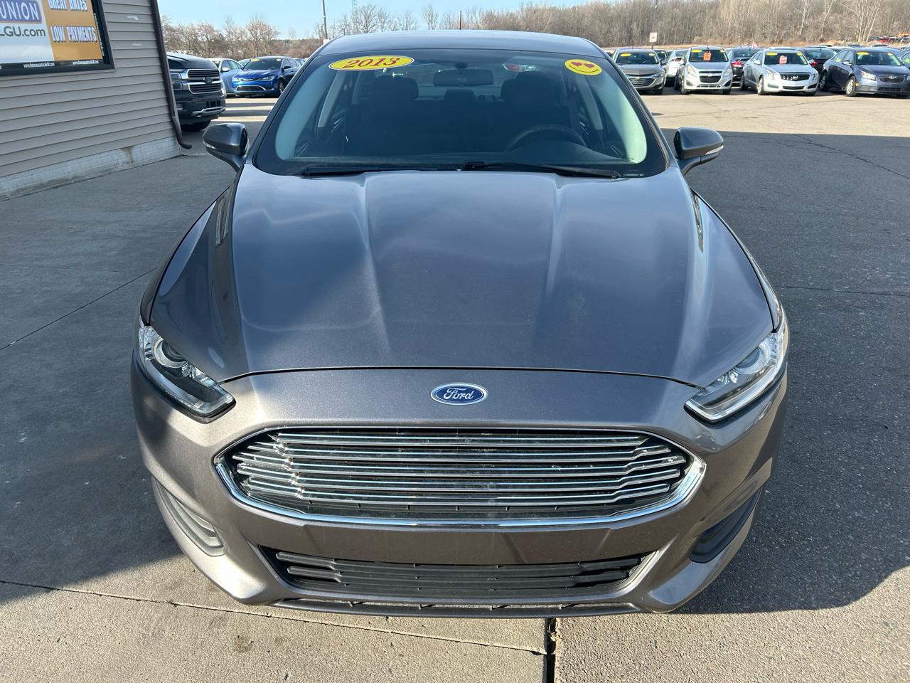 Ford Fusion SE 2013