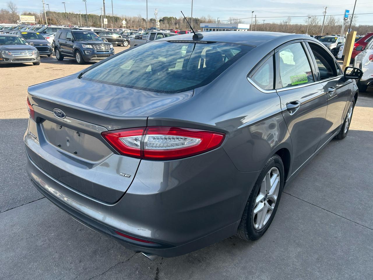Ford Fusion SE 2013
