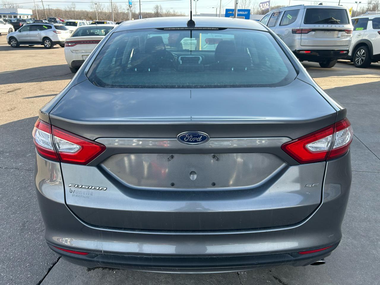 Ford Fusion SE 2013