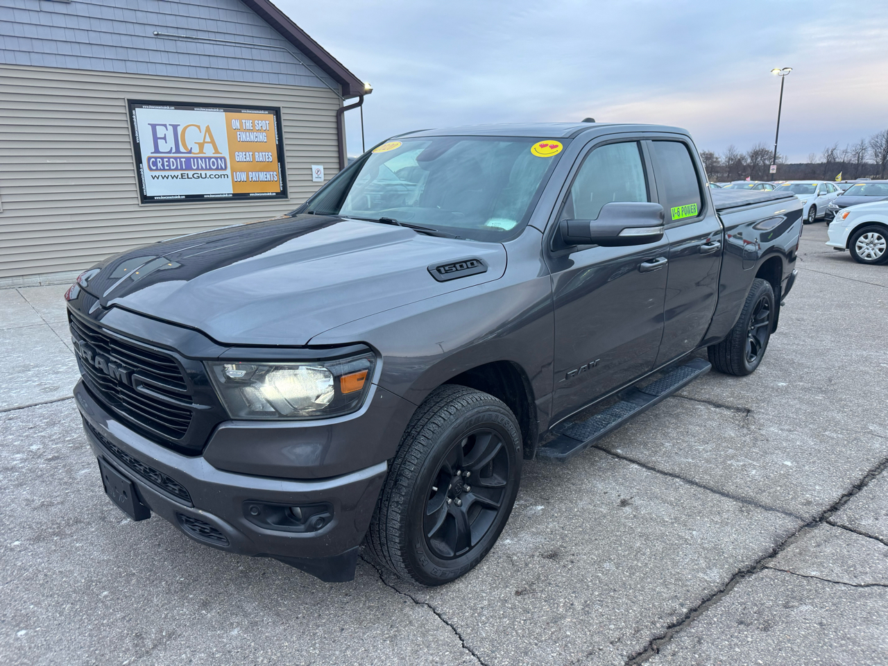 RAM 1500 Big Horn Quad Cab 4WD 2020