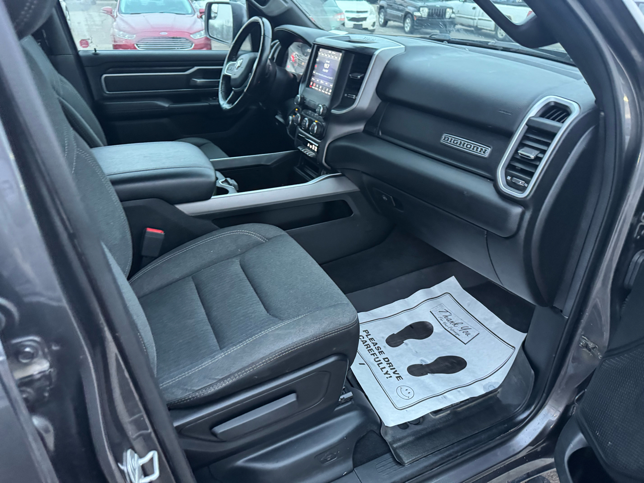 RAM 1500 Big Horn Quad Cab 4WD 2020