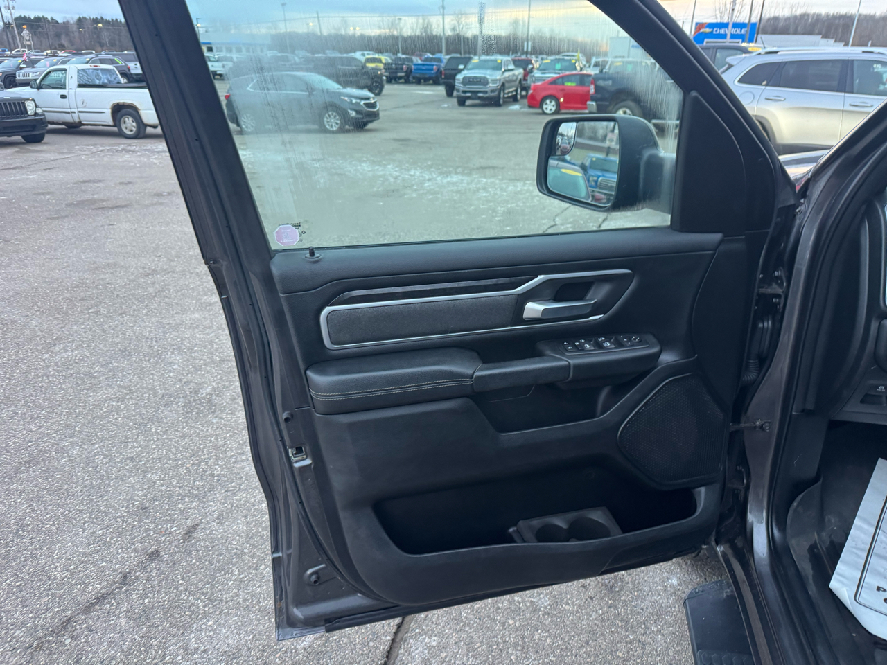 RAM 1500 Big Horn Quad Cab 4WD 2020