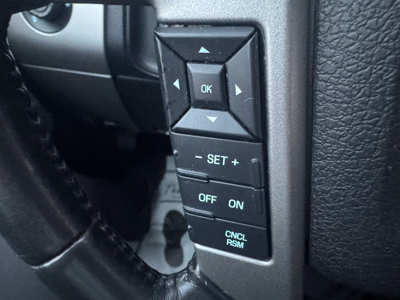 Ford Expedition EL Limited 4WD 2017