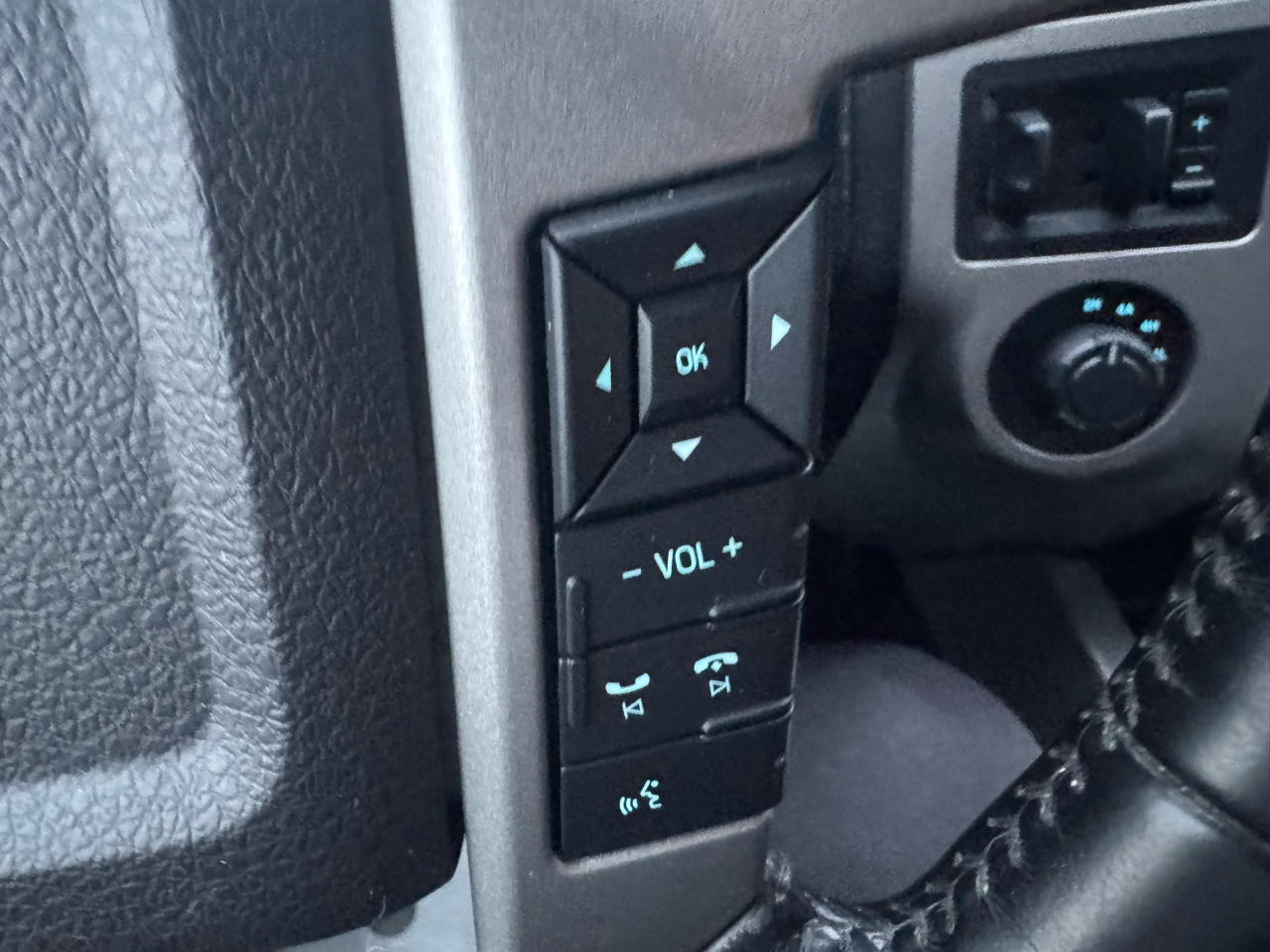 Ford Expedition EL Limited 4WD 2017