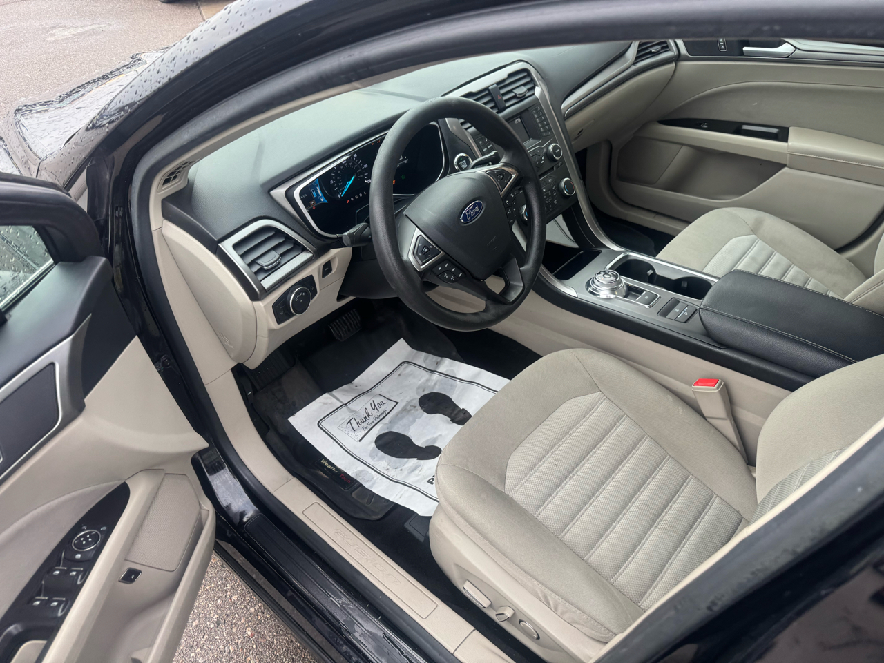 Ford Fusion Hybrid SE 2017