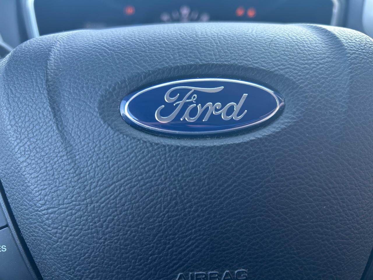 Ford Fusion Hybrid SE 2017