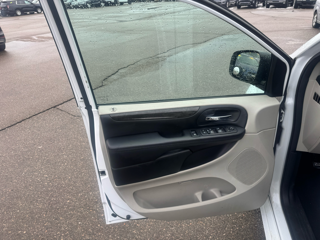 Dodge Grand Caravan SE 2019