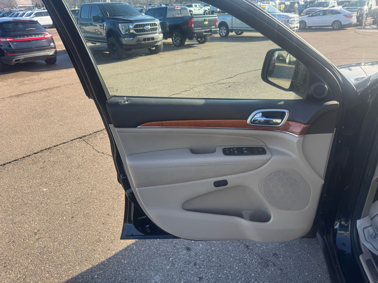 Jeep Grand Cherokee Overland 4WD 2012