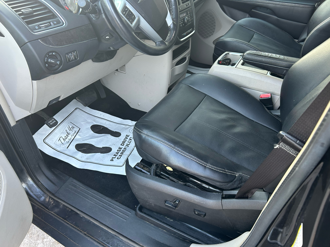 Chrysler Town & Country Touring-L 2014