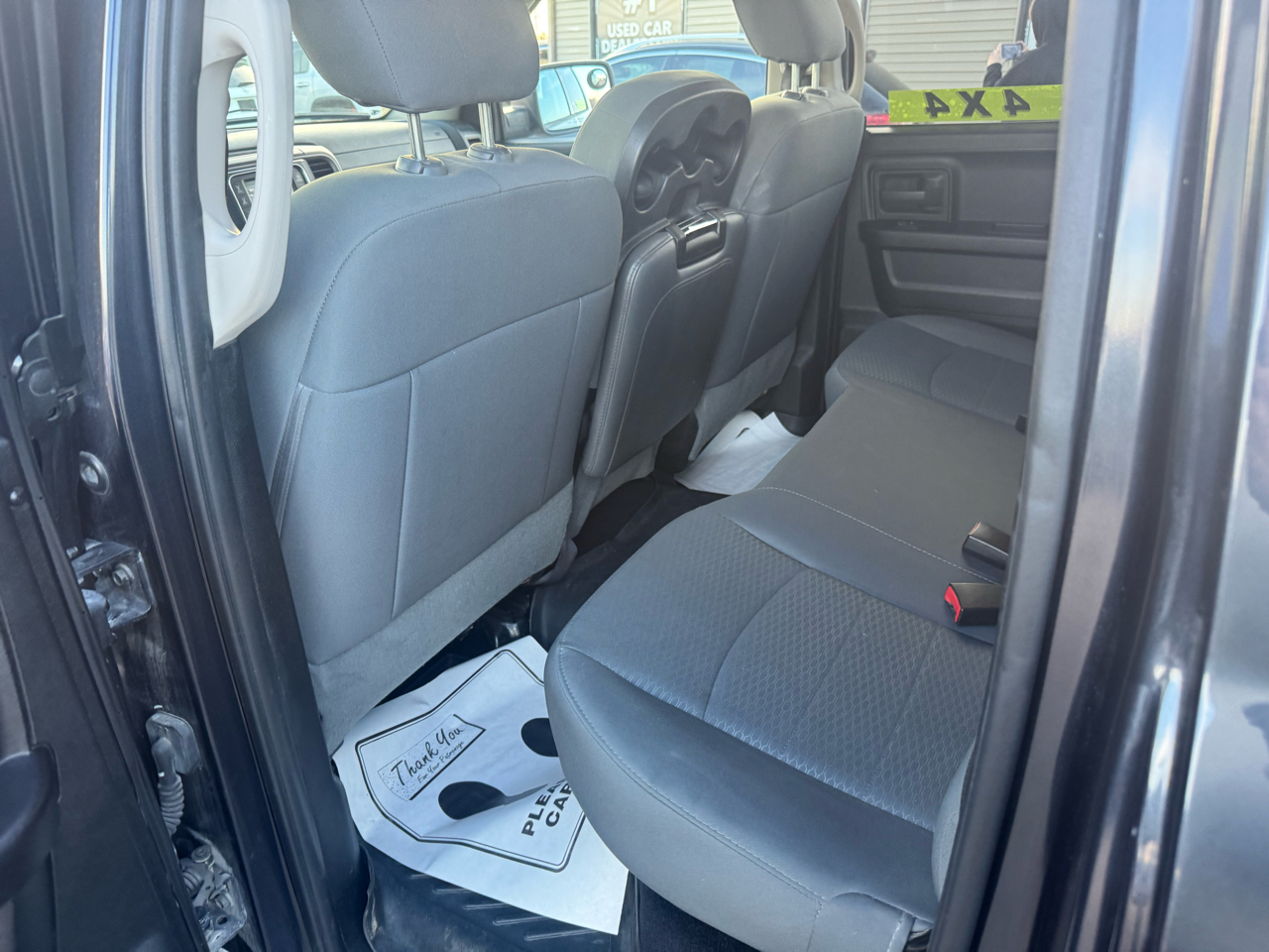 RAM 1500 Tradesman Quad Cab 4WD 2015