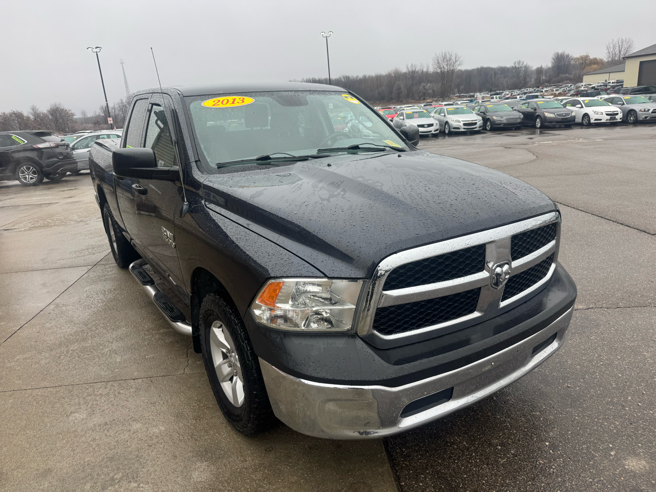 RAM 1500 Tradesman Quad Cab 4WD 2013