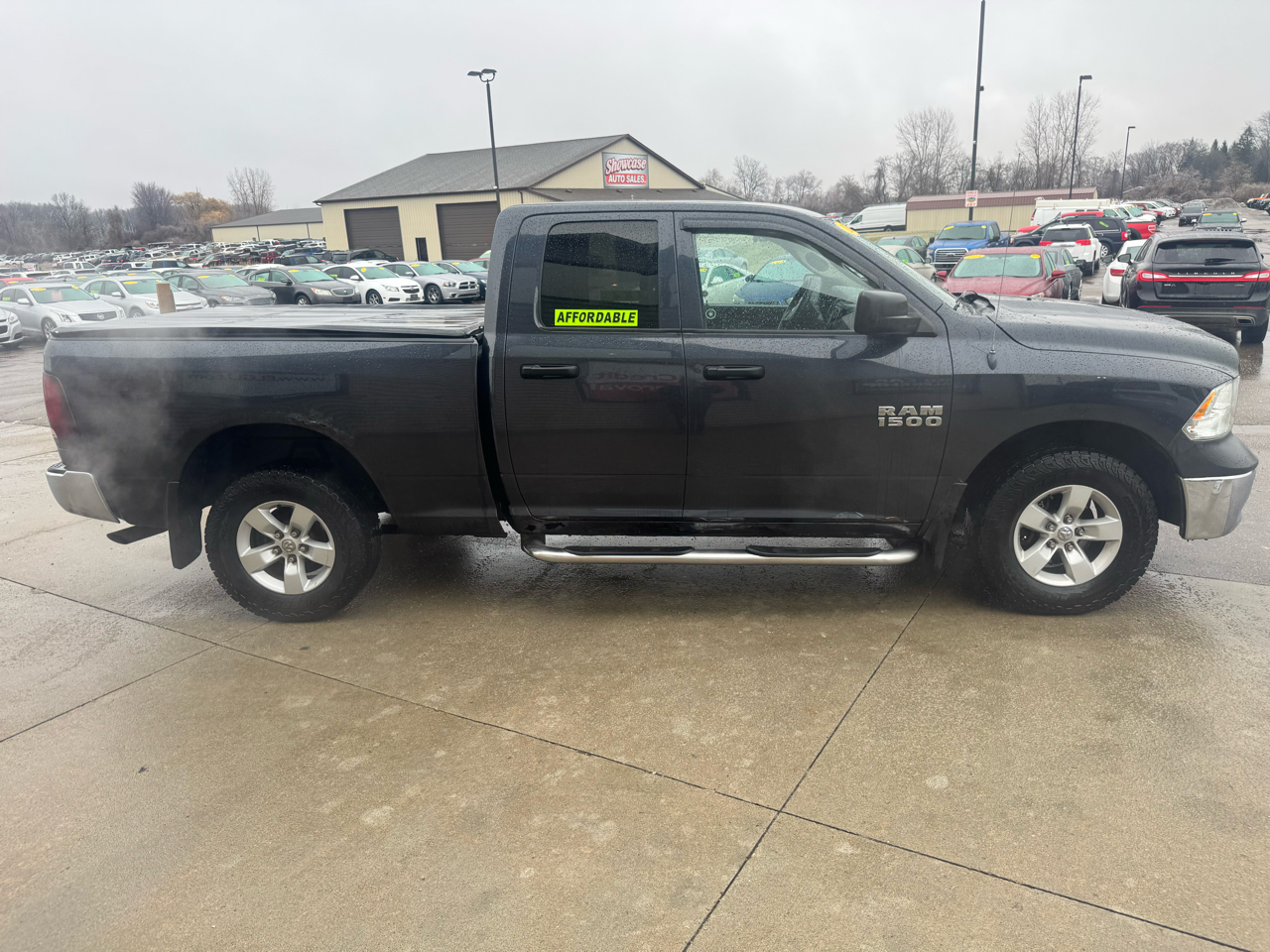 RAM 1500 Tradesman Quad Cab 4WD 2013