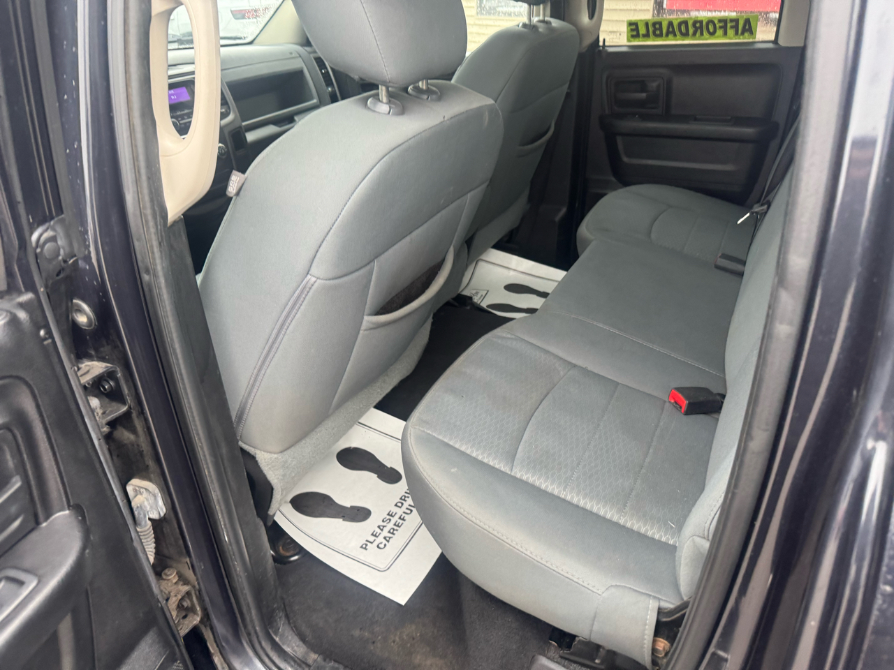 RAM 1500 Tradesman Quad Cab 4WD 2013