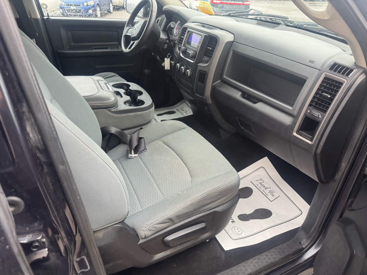 RAM 1500 Tradesman Quad Cab 4WD 2013