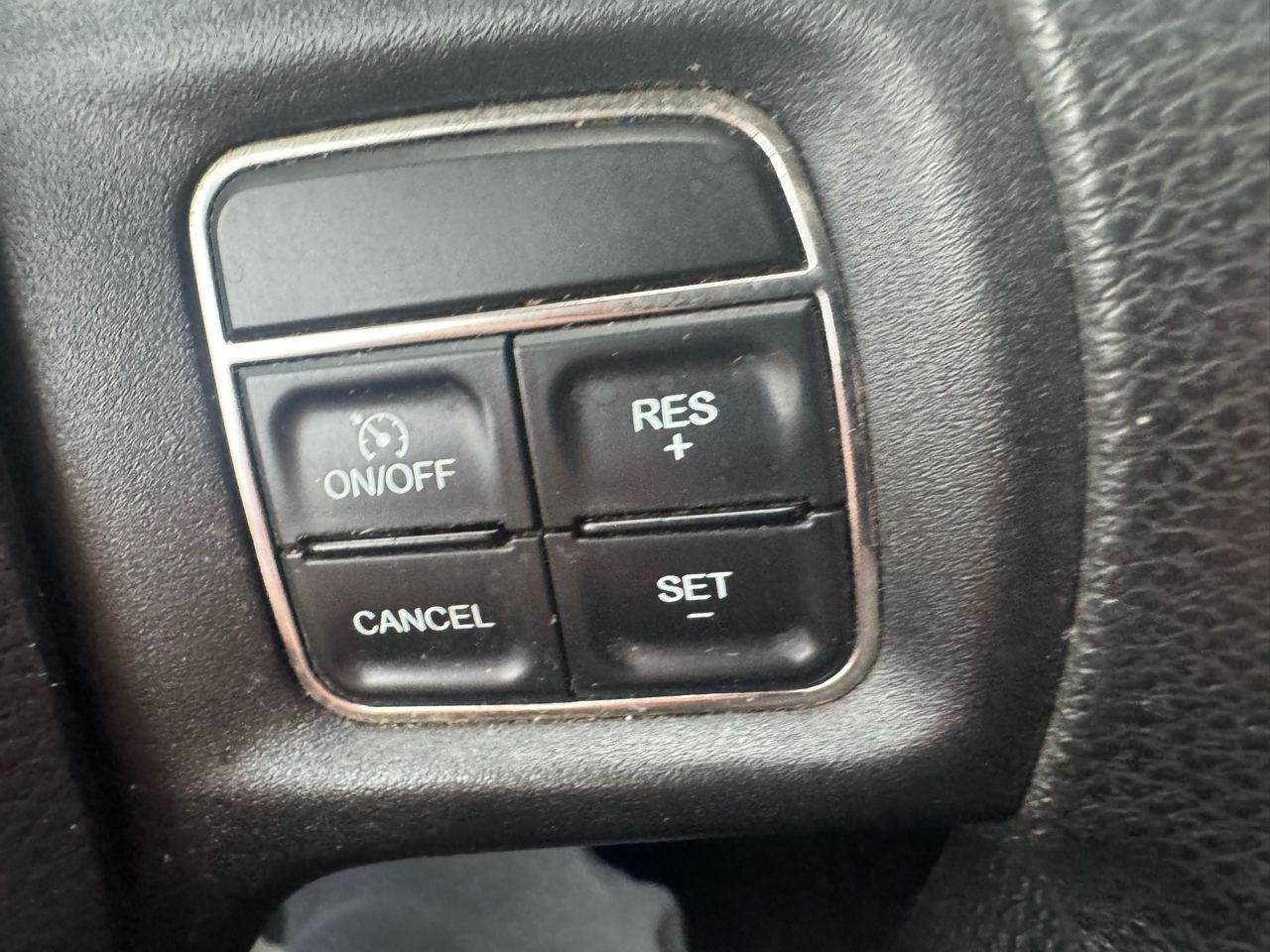 RAM 1500 Tradesman Quad Cab 4WD 2013