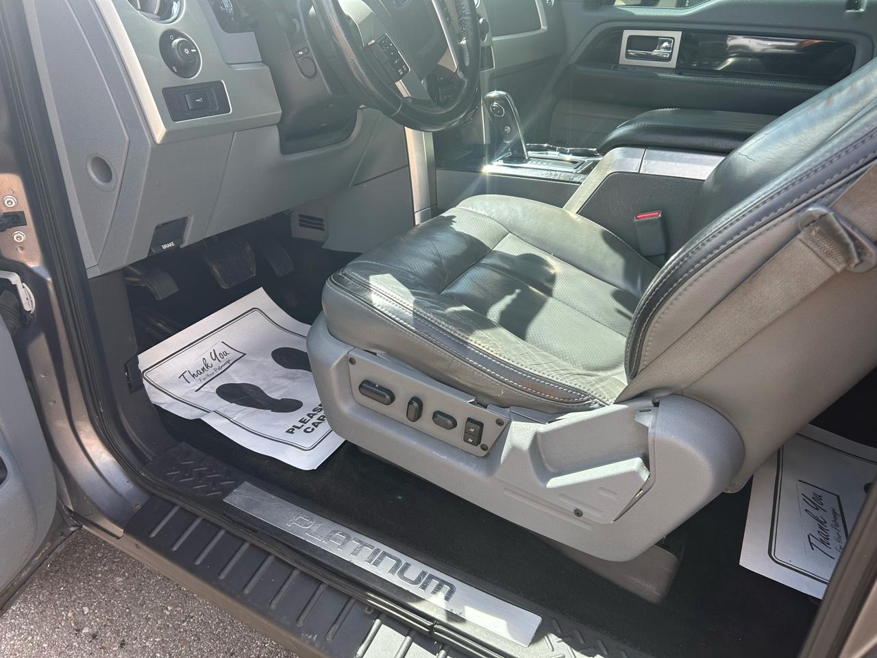 Ford F-150 4WD SuperCrew 145" Platinum 2011