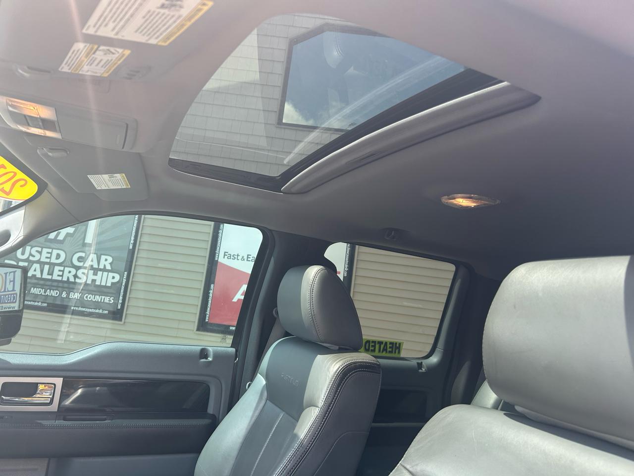 Ford F-150 4WD SuperCrew 145" Platinum 2011