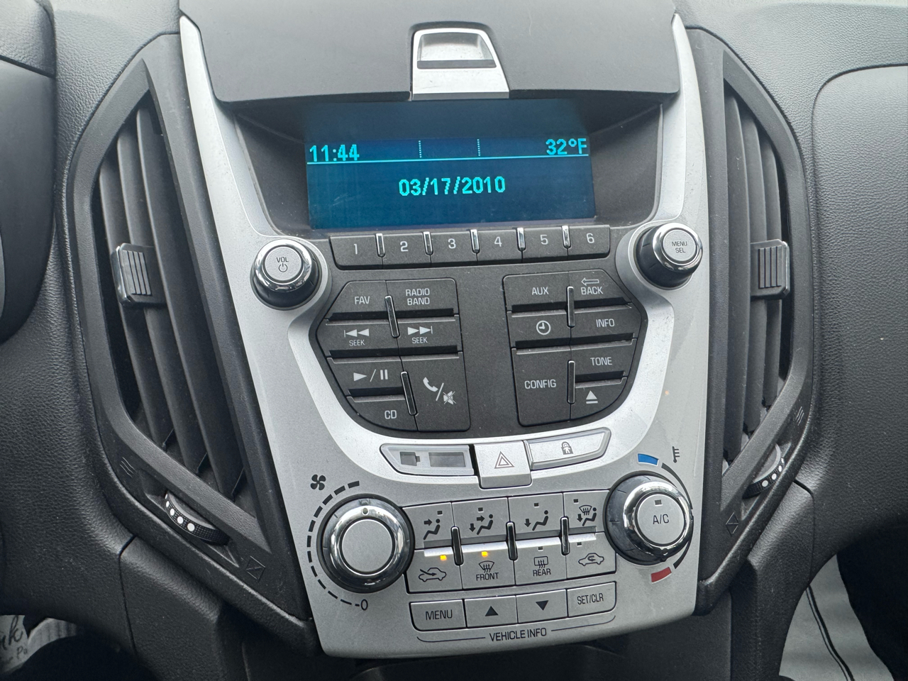 Chevrolet Equinox LS 2WD 2014