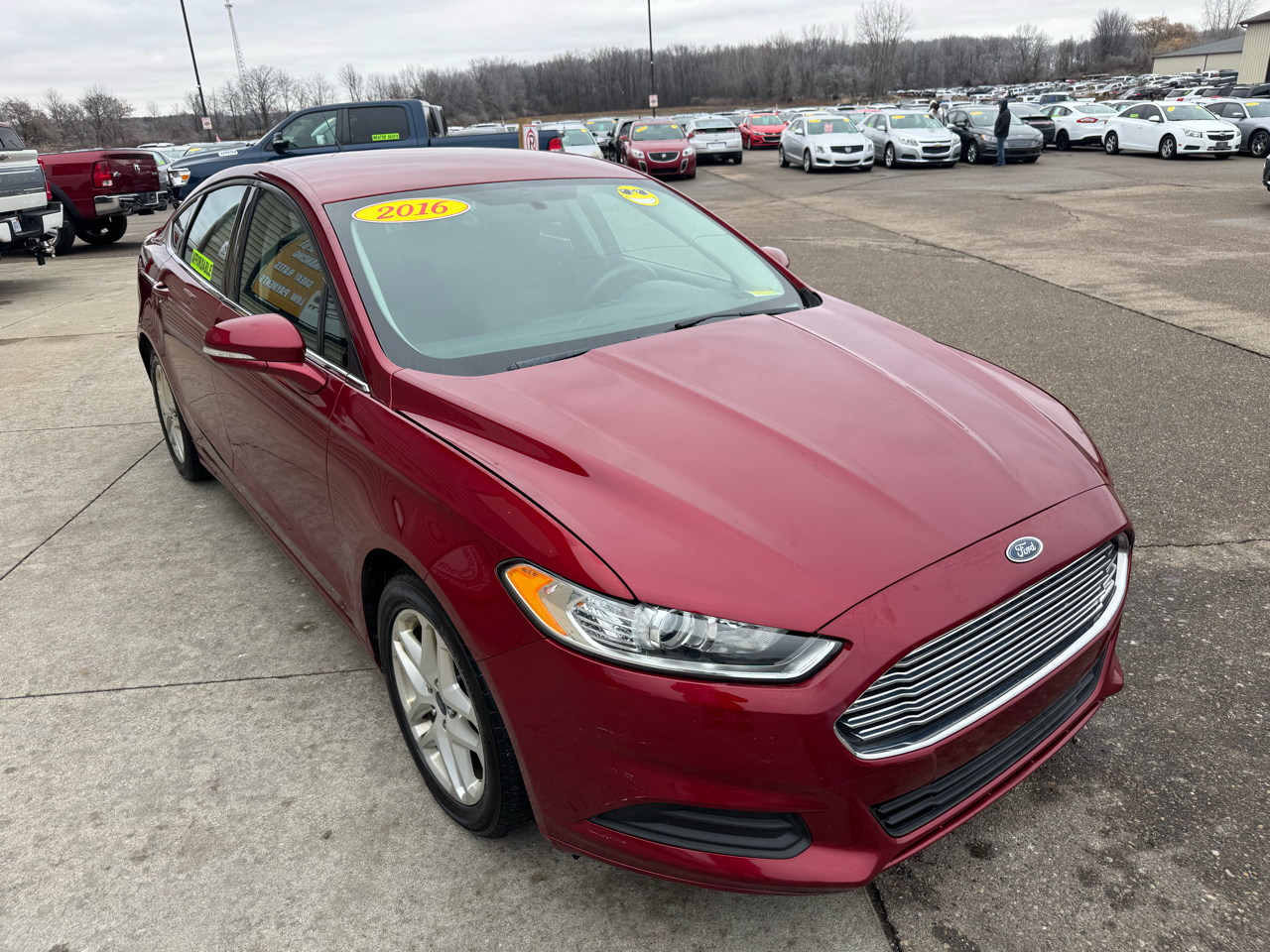 Ford Fusion SE 2016