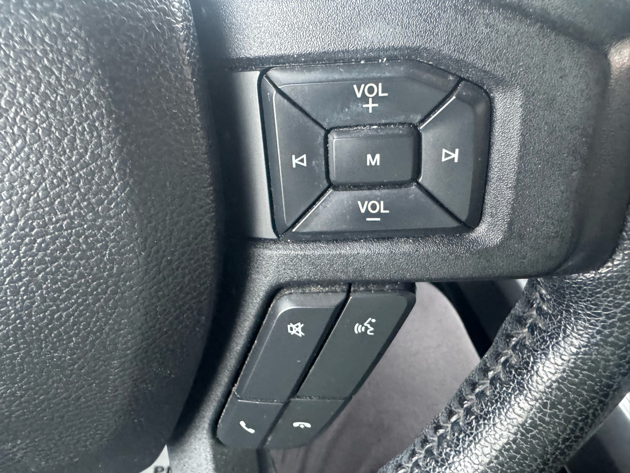 Ford F-150 XLT 4x4 SuperCrew 2015