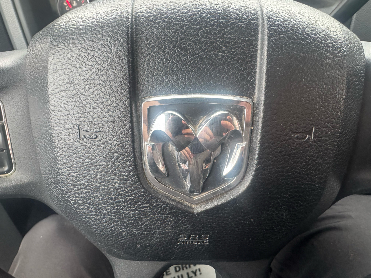 RAM 1500 SLT Crew Cab SWB 4WD 2013