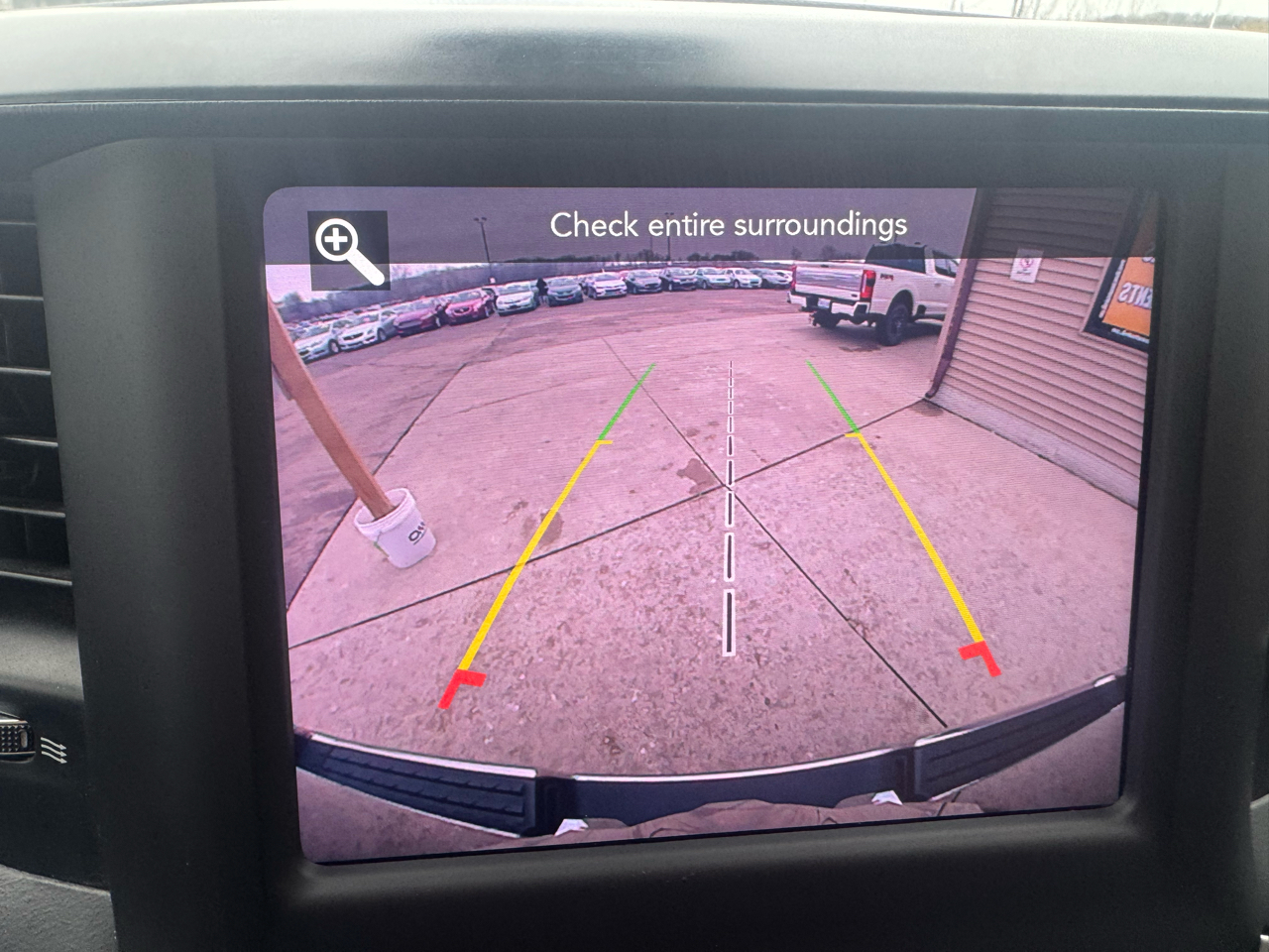 RAM 1500 Big Horn Crew Cab SWB 4WD 2019