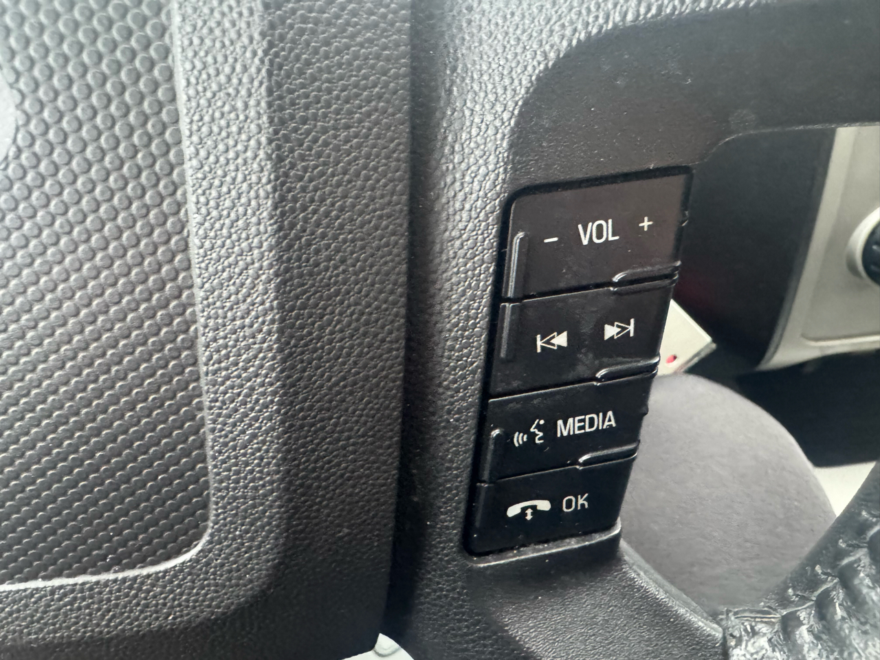 Ford Escape XLT FWD 2011