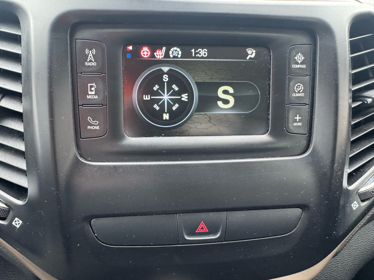 Jeep Cherokee Latitude 4WD 2017